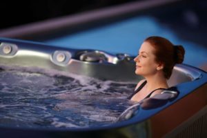 30 Minuten Whirlpool-Pflege - Filterwechsel für klares Wasser