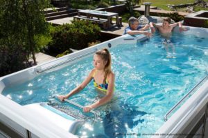 Spadeluxe - Endless Pools Swim Spa E500 Garten