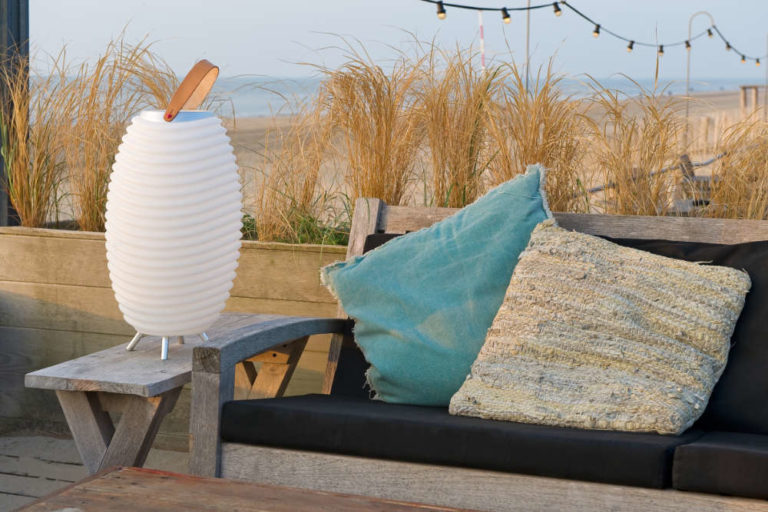 Outdoor Trends 2020 - Hygge-Design Stehlampe