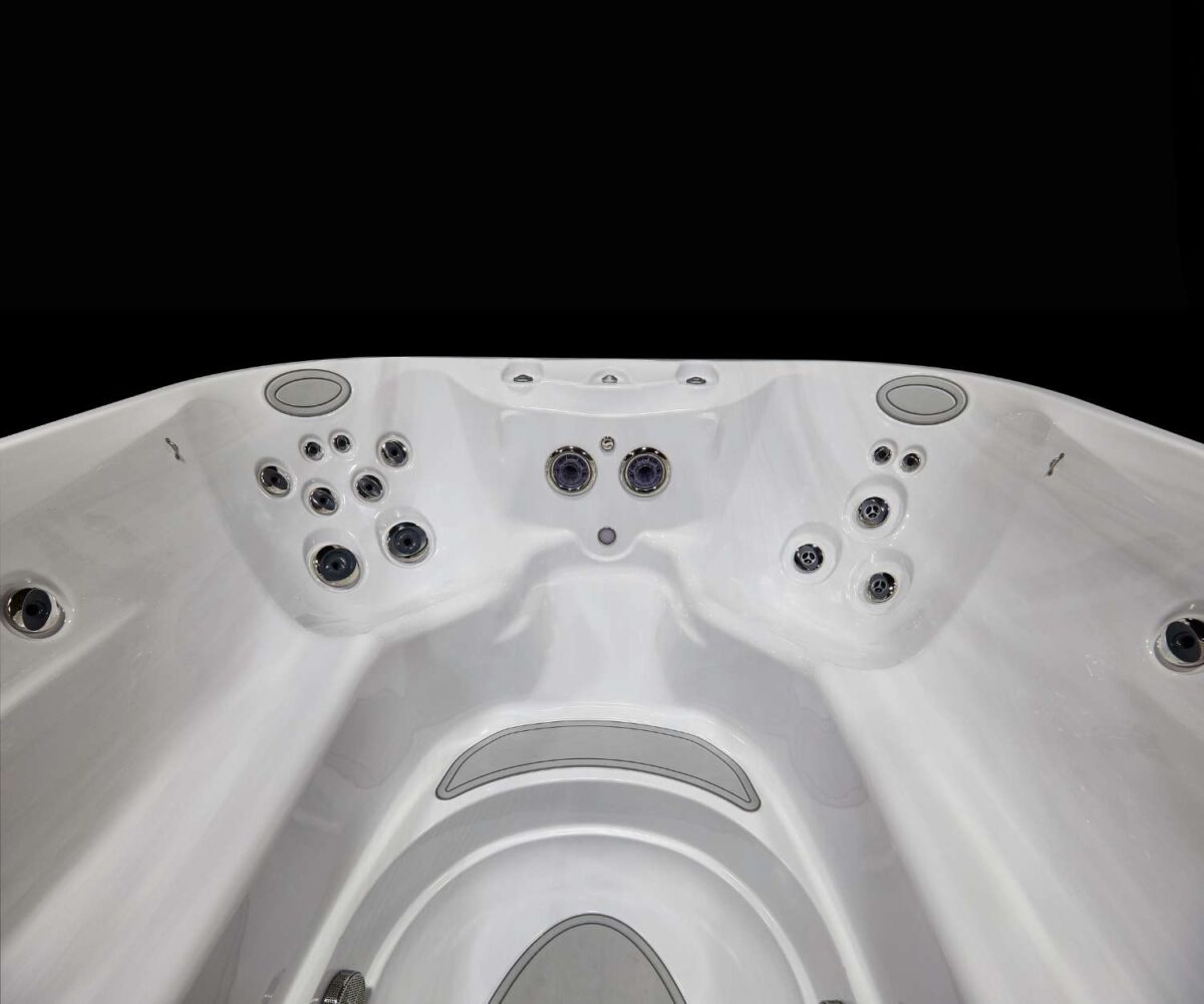 Jacuzzi® PowerPlay J-13 Seite innen 2 1500 x 1251