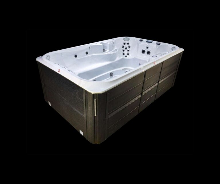 Jacuzzi® PowerPlay J-13 schräg schwarz 1500 x 1251